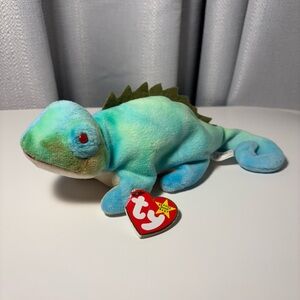 Ty Beanie Babies Iggy the Blue and Green Chameleon